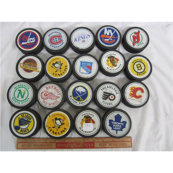 18 NHL Pucks with Team Logos