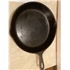 Image 2 : 10.5" Cast Iron Skillet Wagner Ware USA