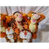Image 2 : 4 Mechanical 12" tiggers & 2 Esso tigers stuffed toys