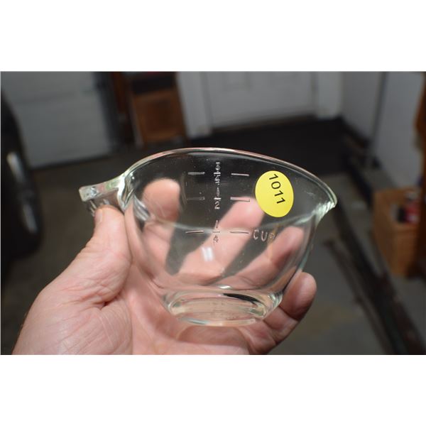 Pyrex Measuring Cup