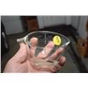Image 1 : Pyrex Measuring Cup