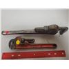 Image 2 : 2X vintage pipe wrenches