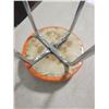 Image 3 : Orange retro stool