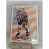 Image 1 : Ultimate Hall of Fame hockey card Bobby Hull