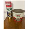 Image 1 : 3 Coop Tins - 1 10lb Grease Pail and 2 1Qt. Oil Tins