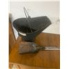 Image 2 : Coal Pail + Shovel