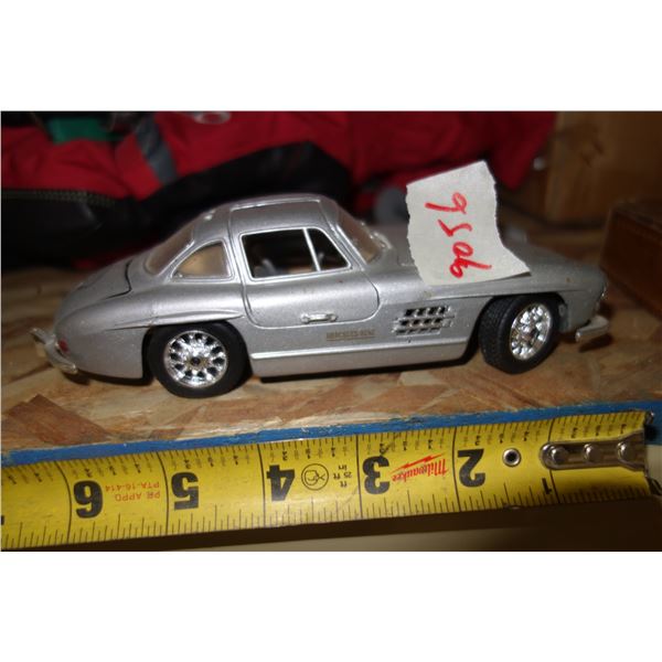 Tin Die Cast Vehicle