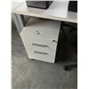 Image 2 : STEELCASE WHITE 2 DRAWER MOBILE PEDESTAL