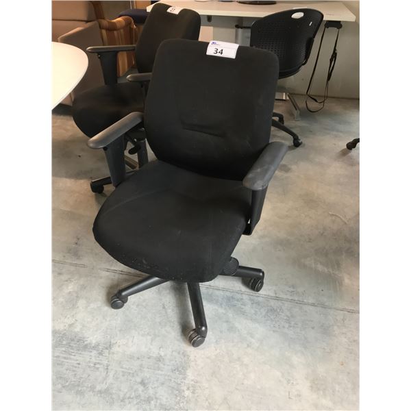 KEILHAUER RESPONSE BLACK MID BACK EXECUTIVE CHAIR