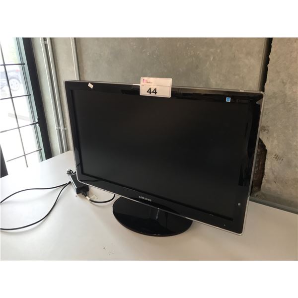 SAMSUNG 27" LCD MONITOR
