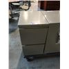 Image 2 : HERMAN MILLER GREY 2 DRAWER PEDESTAL