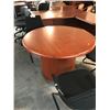 Image 2 : SMED CHERRY 42" ROUND TABLE