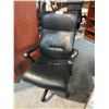 Image 2 : KEILHAUER DANFORTH BLACK LEATHER HI-BACK EXECUTIVE CHAIR