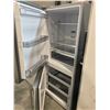 Image 2 : BLOMBERG STAINLESS STEEL FRIDGE/FREEZER COMBO