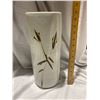 Image 1 : Pottery vase