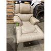 Image 3 : Swivel rocker recliner