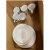 Image 1 : Corelle dishes