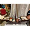 Image 2 : Sewing basket and contents