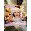 Image 1 : Light up makeup mirror