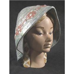 Lladro - Young Peasant Girl #2214589