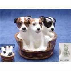Royal Doulton Three Puppy Dogs (c1941) #2228582