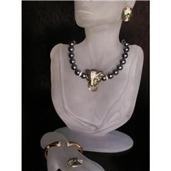 Kenneth J. Lane  "BOOK PIECE" Duchess #2224312