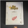 Image 2 : DETROIT RED WINGS STAR HANGER MEDIUM HOME JERSEY (ref5011)