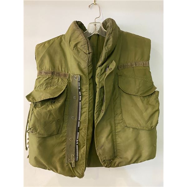 Canadian 1960-70 Military Flack Jacket 10lbs