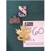 Image 1 : Pins/Medals -23