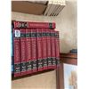 Image 2 : Encyclopedia Canadiana Set