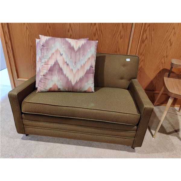 Vintage Pullout Loveseat with Throw Cushions
