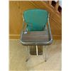 Image 1 : Vintage Highchair