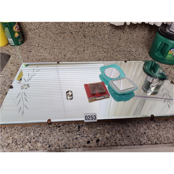 Vintage Beauty Supplies