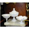 Image 1 : 2 Pieces of Fenton, Imperial Milk Glass Vases #2194326