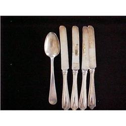 Set 4 Hollow Handle Knives & Signed Victors Co #2240849