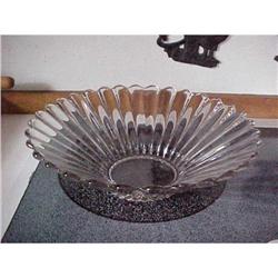 Heisey Fruit Bowl, lrg, signed on bottom #2241846
