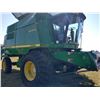 Image 7 : John Deere 9610 Combine w/30' Header