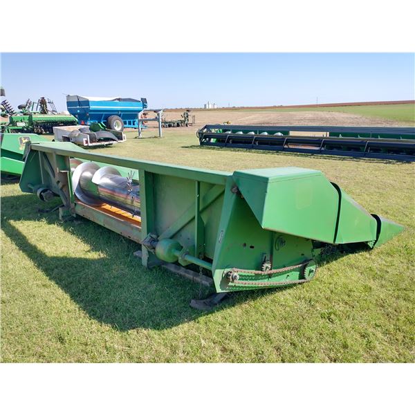 John Deere 653 Row Head