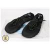 Image 1 : WATER SHOES SIZE 41