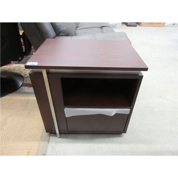 Night Stand / End Table with Drawer