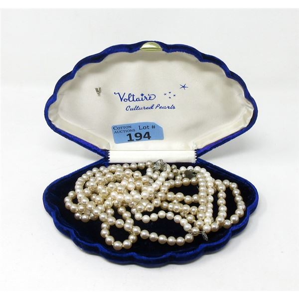 Pearl Jewelry in Velvet Clamshell Box