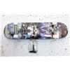 Image 1 : New Skateboard with Skull Design