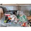 Image 1 : 1 Small Bin & 5 Bags of LEGO Pieces