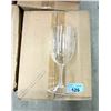 Image 1 : 4 Cases of 12 Reusable Plastic Wine Glasses
