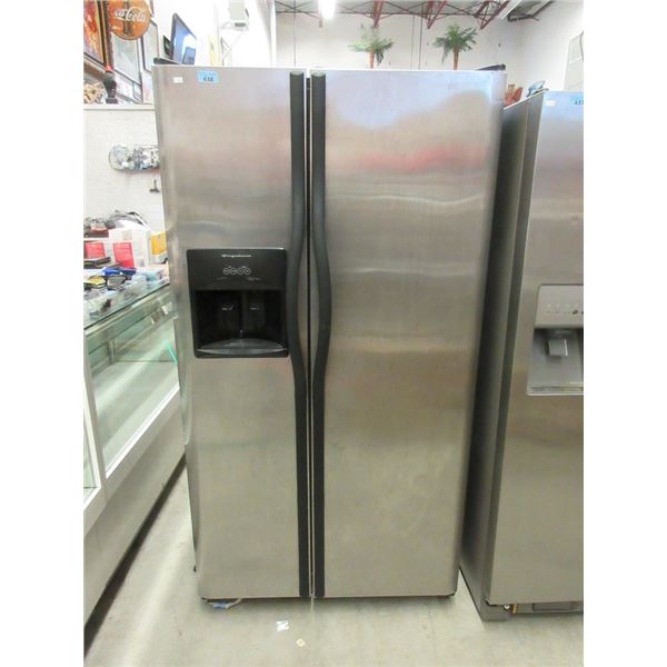 Frigidaire Side By Side Refrigerator Freezer, working