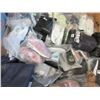 Image 1 : 20 Assorted New Pairs of Footwear