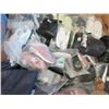 Image 1 : 20 Assorted New Pairs of Footwear