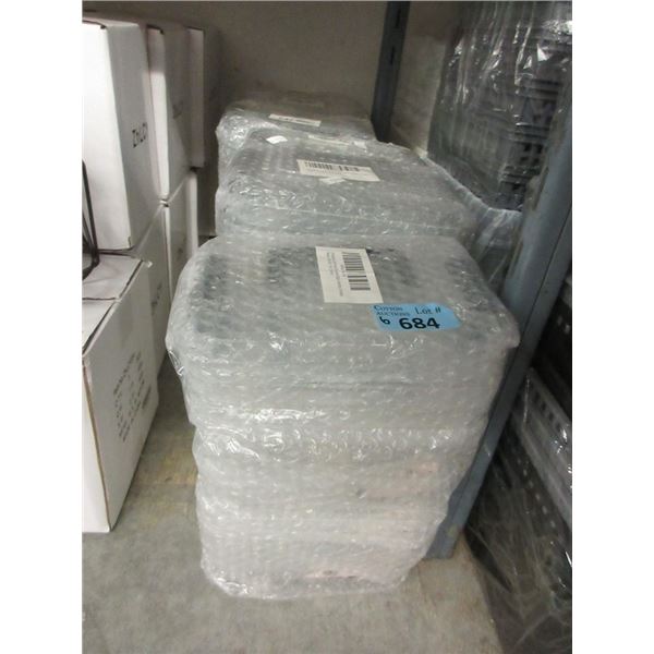 6 Packs of 4 Small Latching Lidded Totes