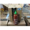 Image 1 : Box of 11 x 28 Oz. Sriracha Hot Chili Sauce