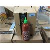 Image 1 : Box of 11 x 28 Oz. Sriracha Hot Chili Sauce